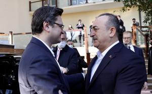 Cavusoglu se sastao s Kulebom uoči trilateralnog sastanka u Antaliji
